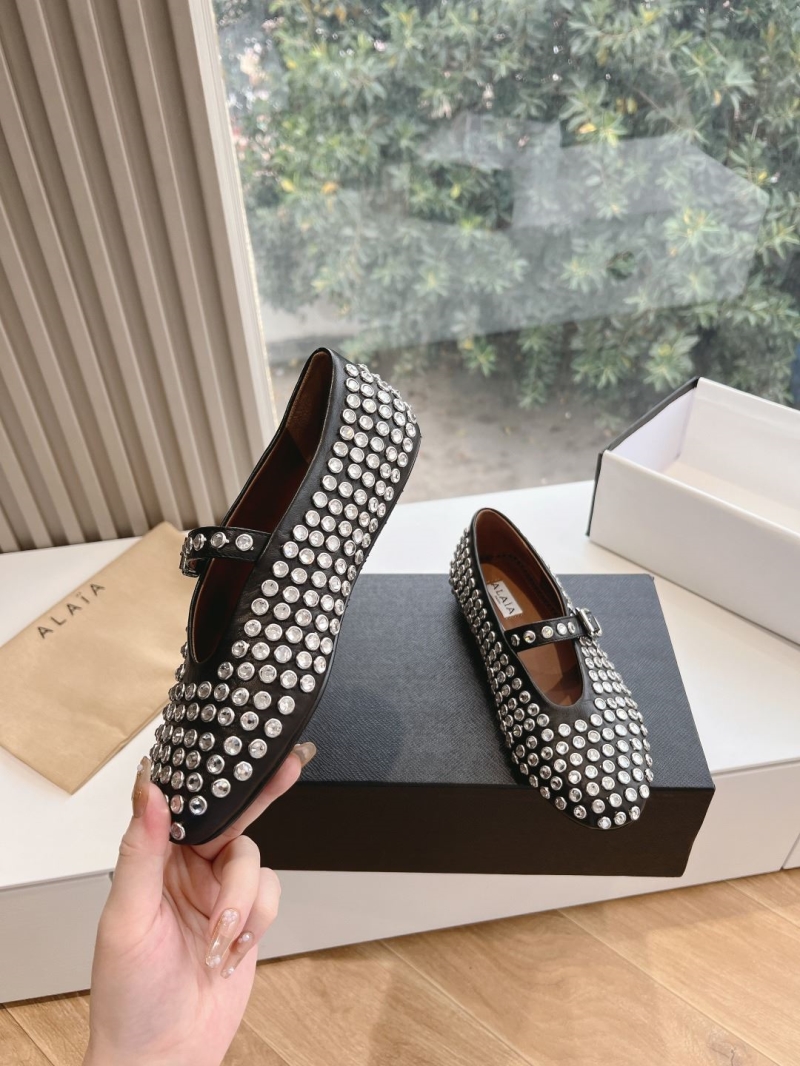 Alaia Flat Shoes